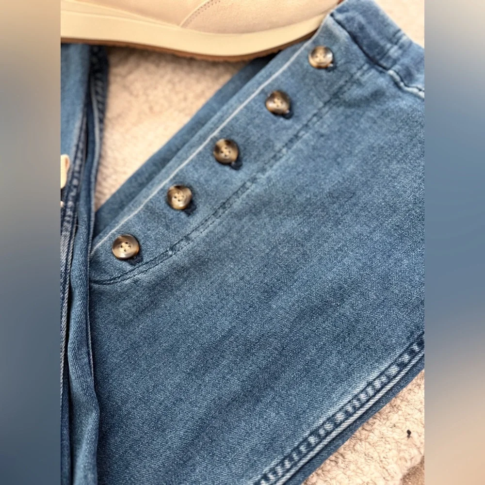 Anthropologie Pilcro Flare Jeans - Picture 13 of 15